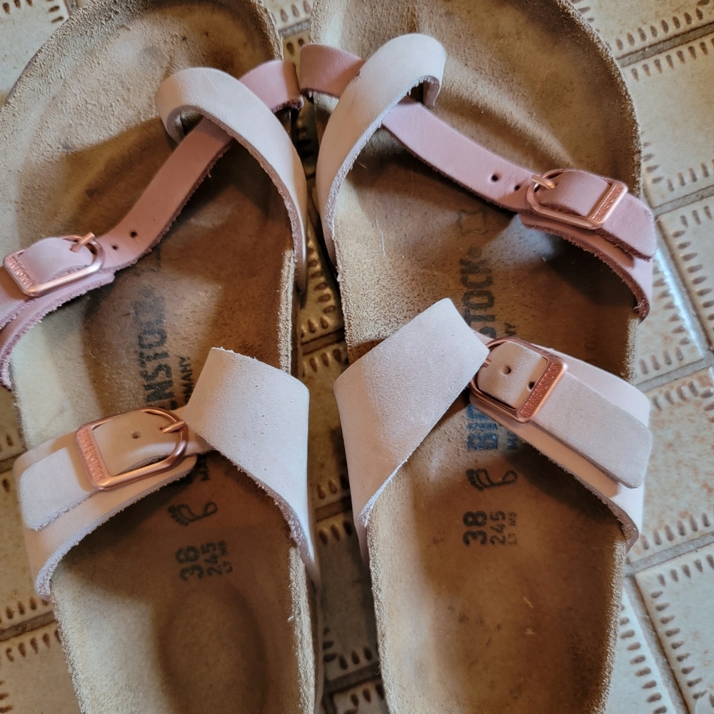 38 birkenstocks us 8
